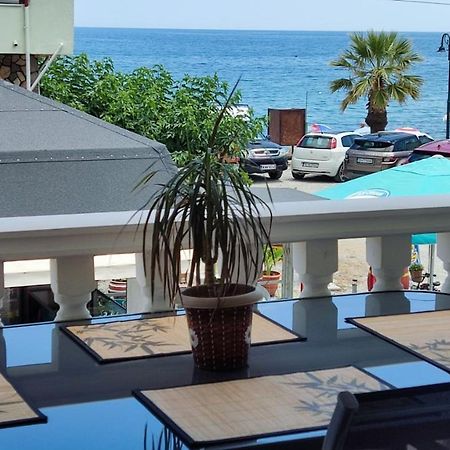 Sea View Apartments Poseidon 렙토카리아 외부 사진
